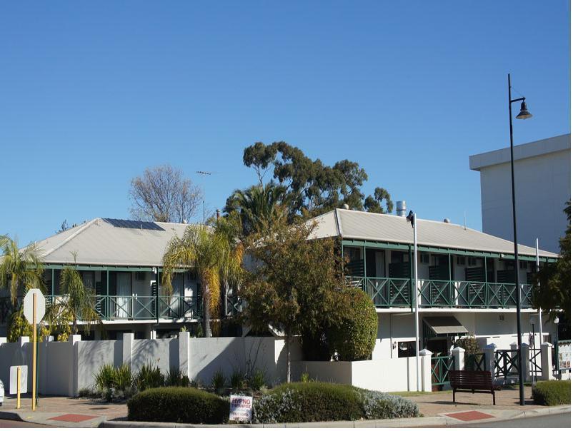Windsor Lodge Perth Exterior photo