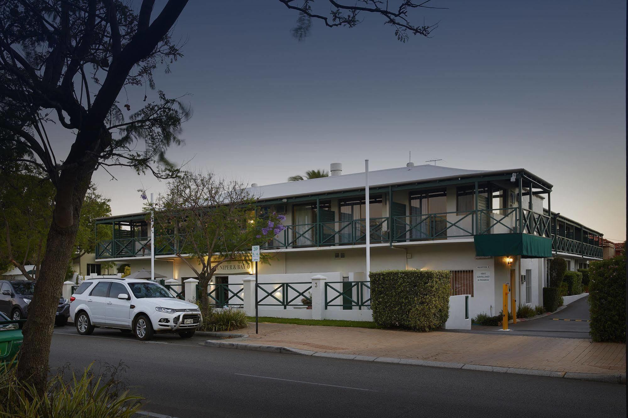 Windsor Lodge Perth Exterior photo